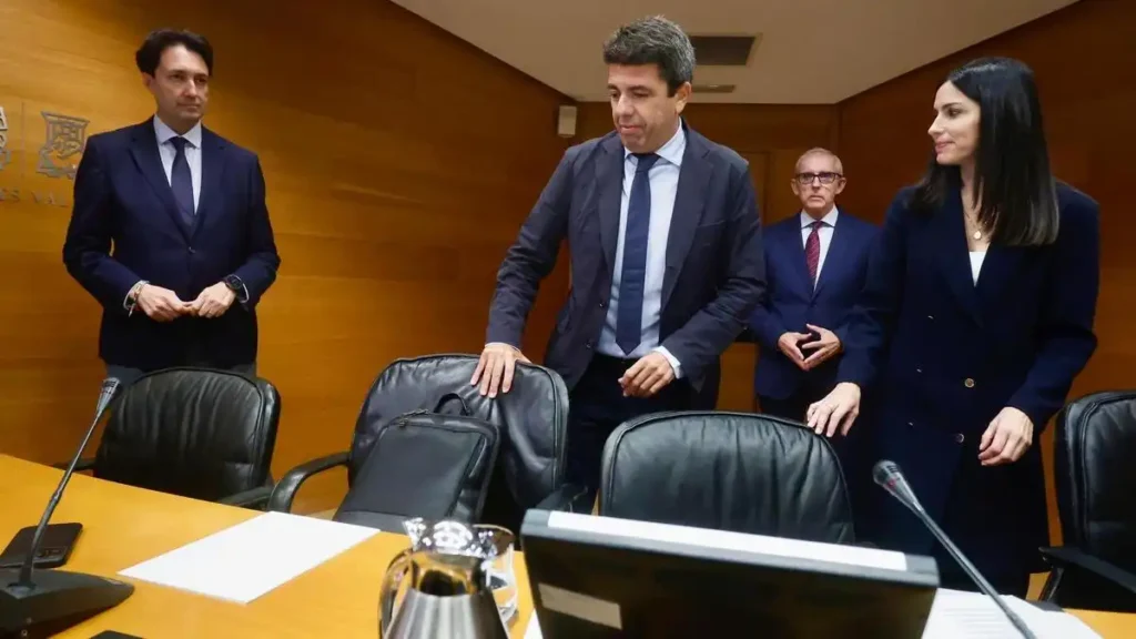 Carlos Mazón y la Comisión de Investigación: Un Debate Cargado de Tensión