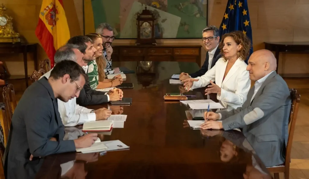Revelaciones sobre la reunión secreta del PSOE y sus implicaciones