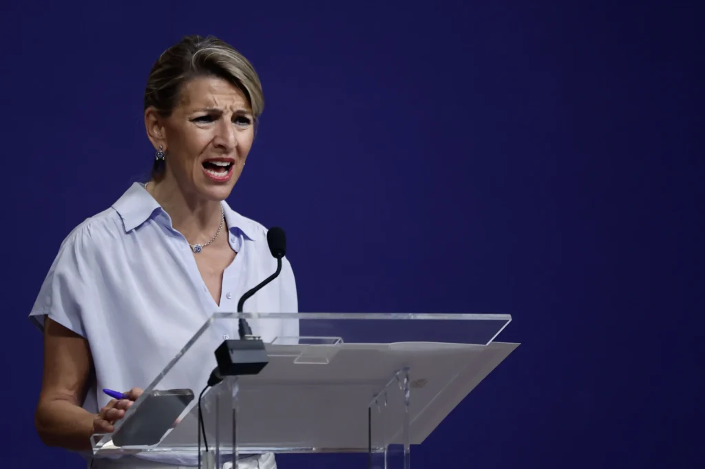 Yolanda Díaz defiende la acción del Gobierno ante acusaciones de corrupción