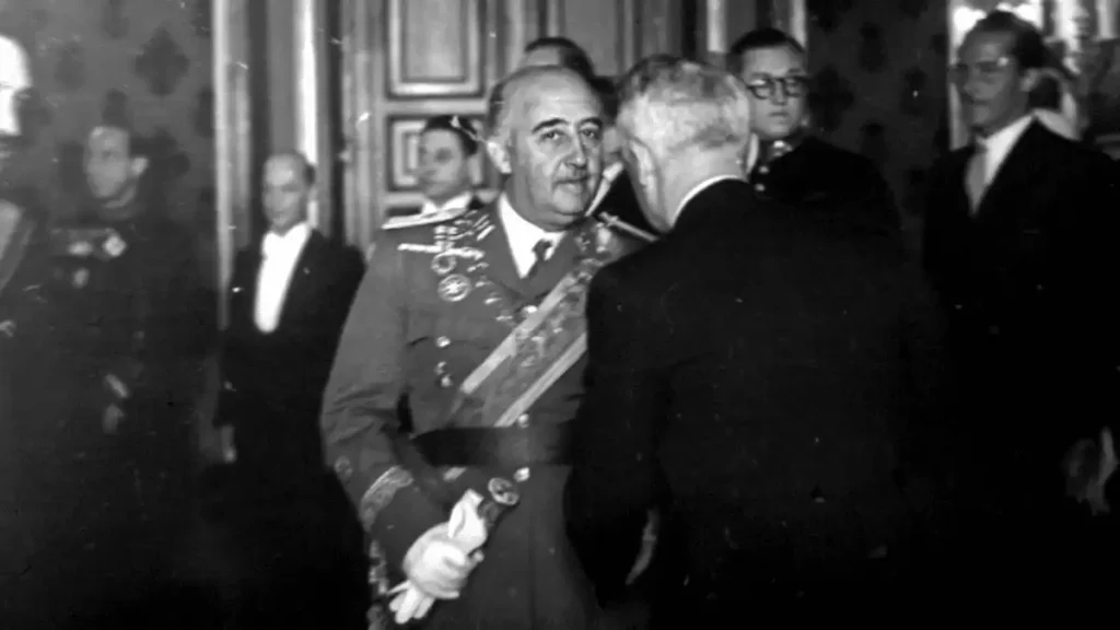 El Gobierno Español y la Reclamación del Archivo de Franco: Un Paso Hacia la Transparencia Histórica