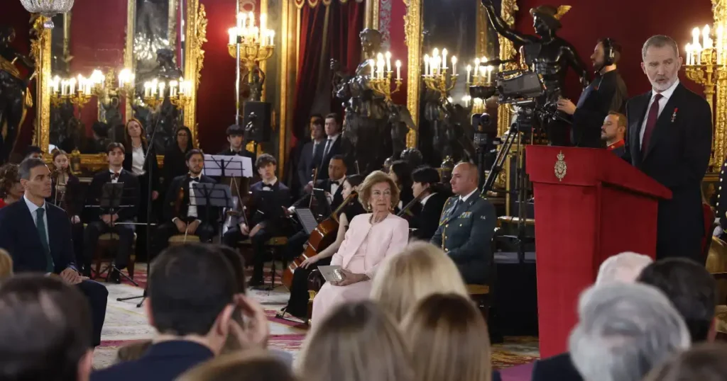 Felipe VI y el Legado de la Monarquía en el 50 Aniversario de la Democracia Española