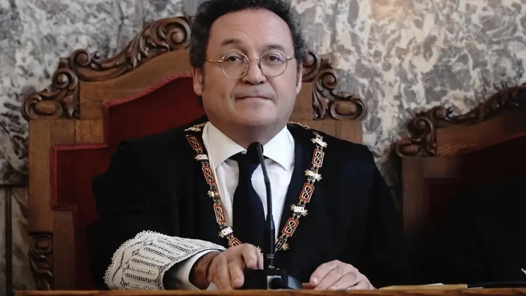 Crisis en la Fiscalía: Dimisión de García Ortiz y sus Consecuencias