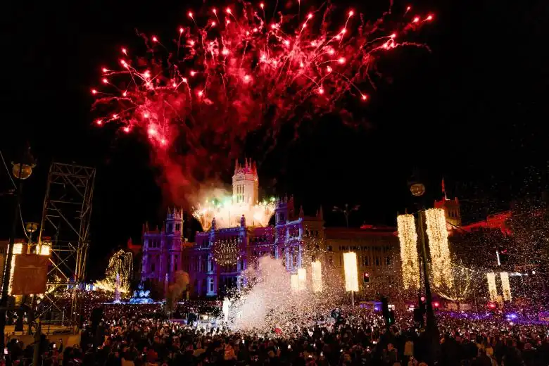 Madrid da la bienvenida a la Navidad con un encendido lleno de emociones