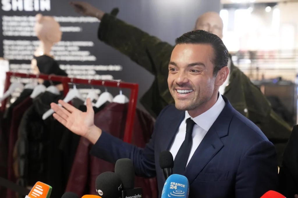 Francia Intensifica la Presión Legal sobre Shein por Contenido Ilegal