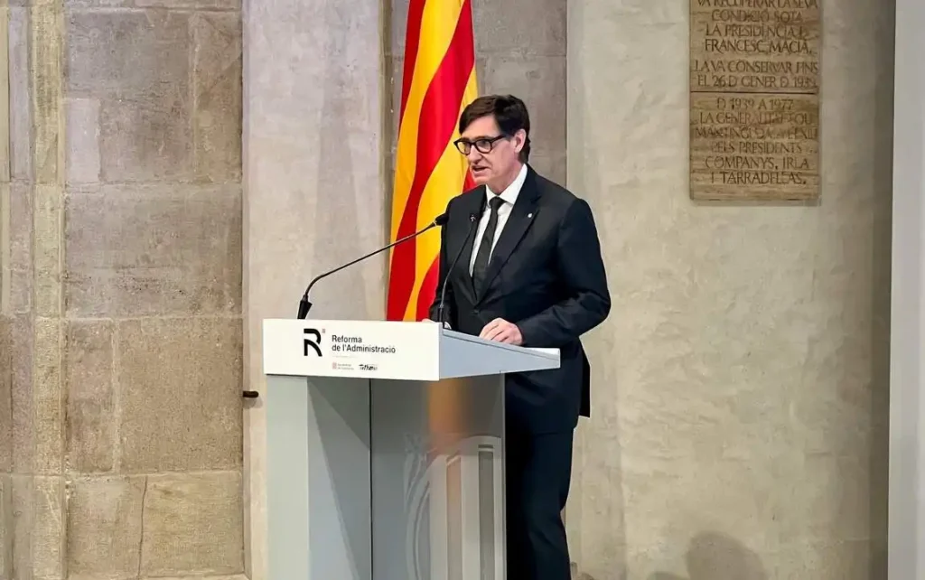 Transformación Administrativa: Cataluña y Extremadura a la Vanguardia de la Innovación