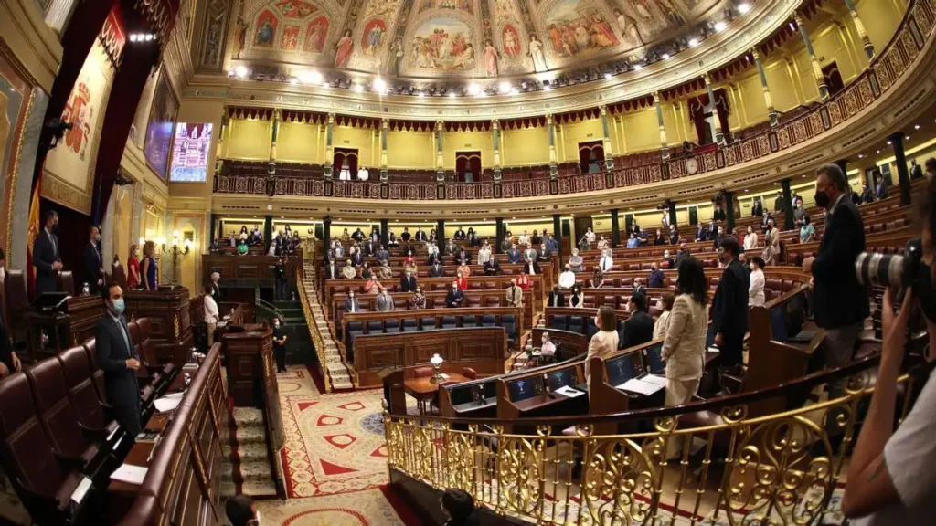 Cambios en el Reglamento del Congreso: Nuevas Medidas contra la Interrupción de Ruedas de Prensa