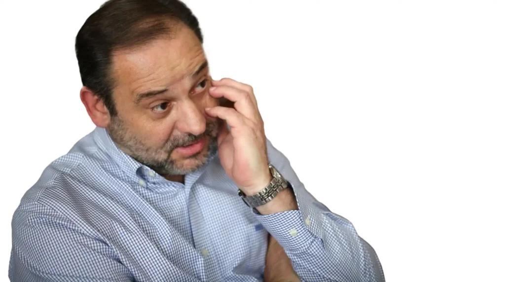 Crisis Política en España: La Caída de Ábalos y sus Implicaciones