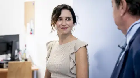 La Controversia de Ayuso y su Tuit sobre la Universidad Pública