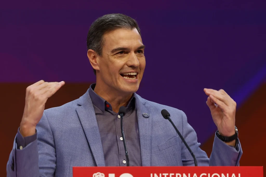 Pedro Sánchez y la Internacional Socialista: Prioridades en Tiempos de Crisis