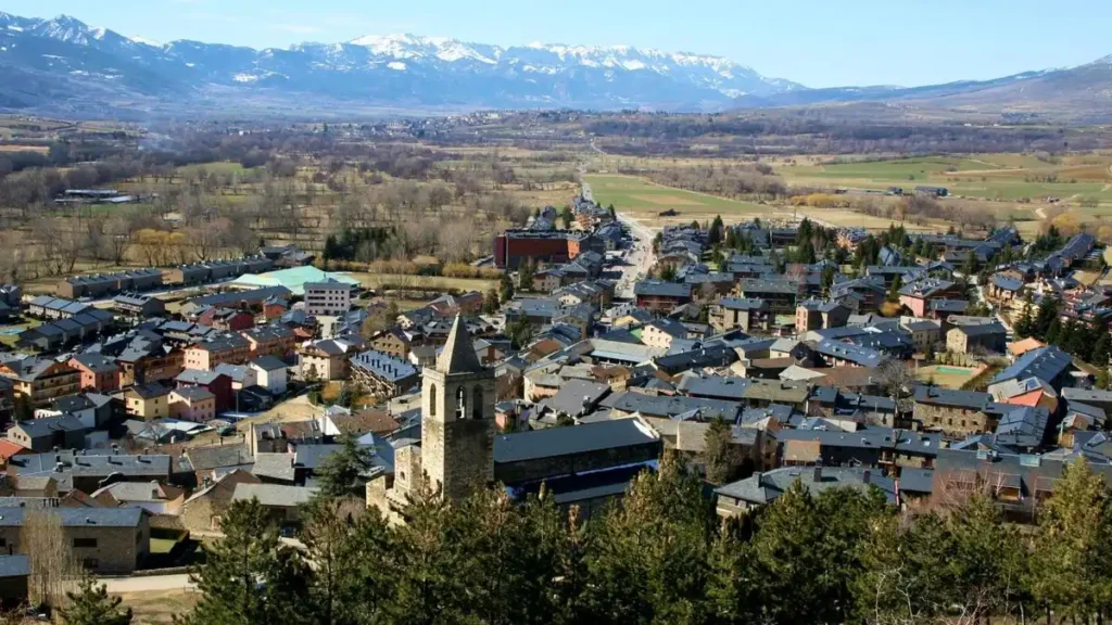 Las Fronteras Inusuales de España: Pueblos y Enclaves Singulares