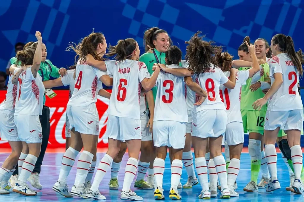 España avanza a semifinales del Mundial Femenino de Futsal tras una contundente victoria sobre Marruecos