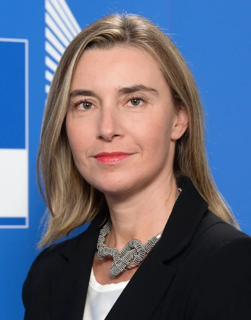 El Ascenso y Caída de Federica Mogherini: Un Análisis de su Trayectoria Política