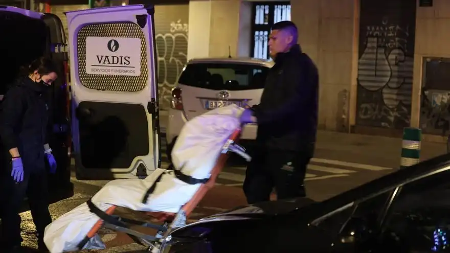 Tragedia en Nou Moles: Un Asesinato Impacta a la Comunidad