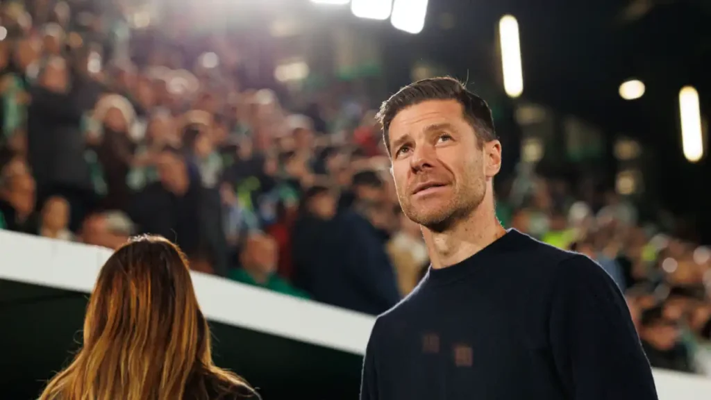 El Cambio de Rumbo de Xabi Alonso: Estrategias y Relaciones en el Real Madrid