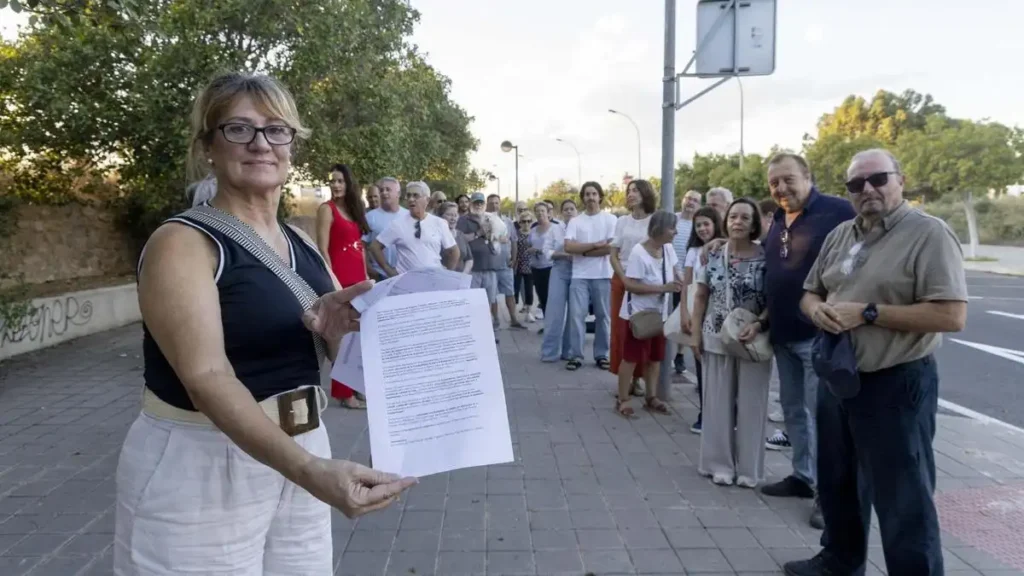 Controversia en La Albufereta: La Nueva Hoguera Genera Descontento Vecinal