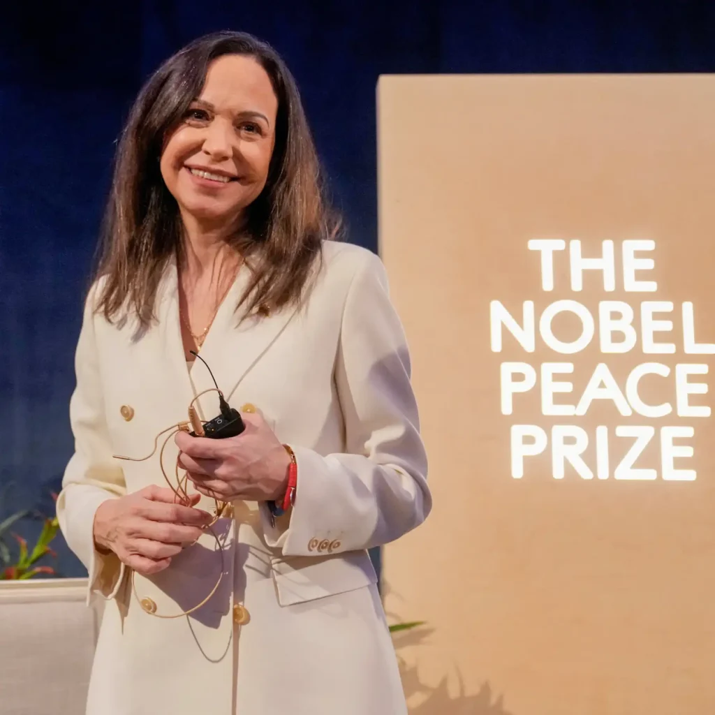 El Nobel de Paz a María Corina Machado: Un Desafío para el Chavismo y la Oposición Venezolana