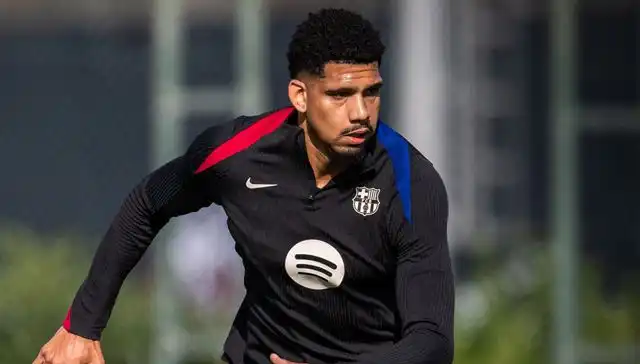 Ronald Araujo: Regreso a los Entrenamientos y su Impacto en el FC Barcelona