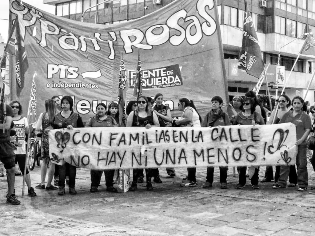Protestas Laborales en el Sector Textil: La Lucha por Mejores Condiciones en Sociedad Textil Lonia
