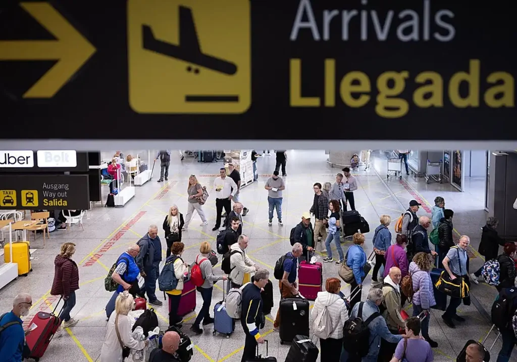 Aumento de Vuelos en el Aeropuerto de Málaga Durante la Temporada Navideña