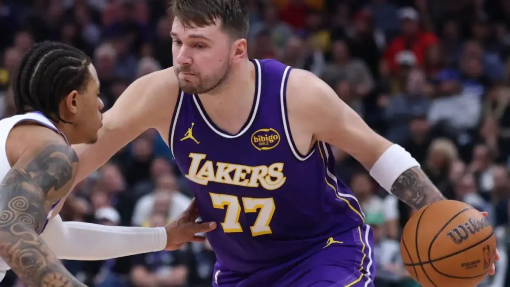 Luka Doncic Brilla en un Partido Épico: 45 Puntos y Sueños de Cuádruple Doble