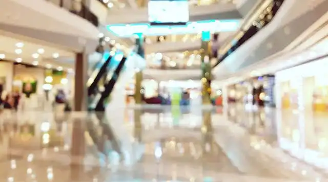 Horarios de Tiendas y Centros Comerciales en Barcelona Durante las Festividades