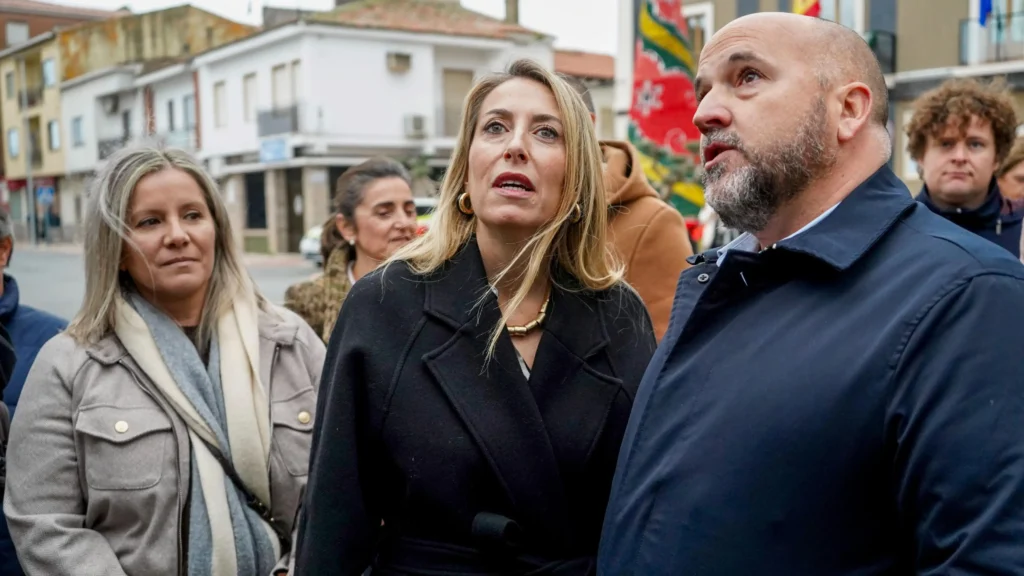 Intensa Campaña Electoral en Extremadura: Abascal y Sánchez en el Centro del Debate