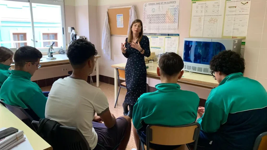 Innovación Educativa: El Proyecto ReLAB del Hospital General de Valencia