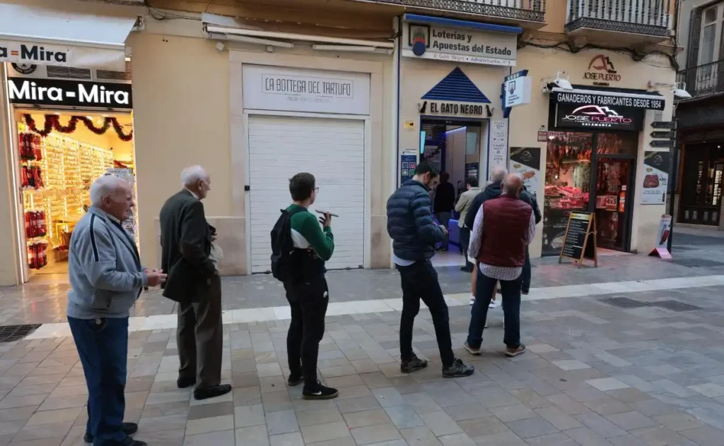 Málaga Establece un Nuevo Récord en la Venta de Lotería de Navidad