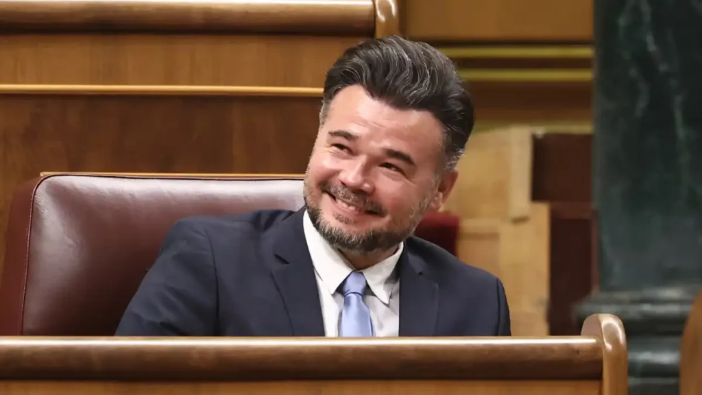 El Meme de Rufián: Una Sátira Revolucionaria en Tiempos de Monarquía