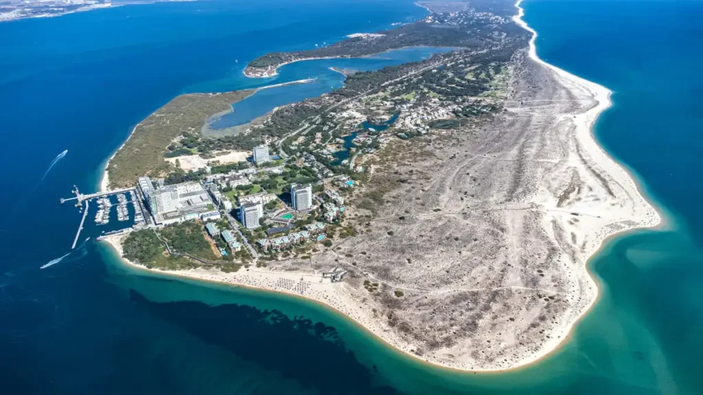 Na Praia: El Nuevo Eco-Resort que Transformará el Turismo de Lujo en Portugal