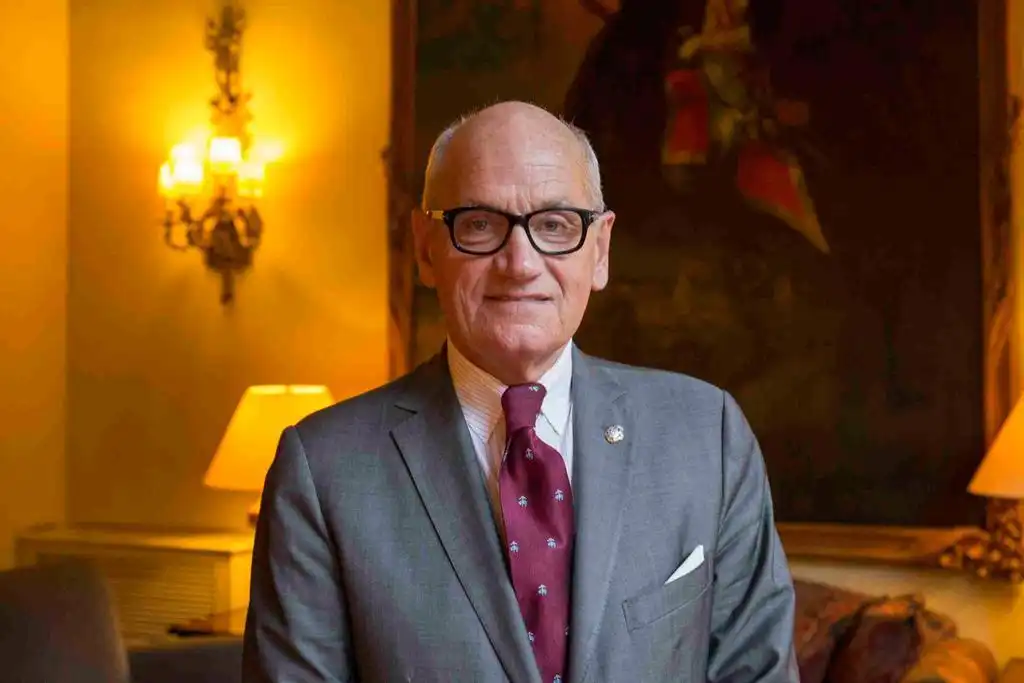 El Legado de Carles Vilarrubí: Un Visionario en el Deporte y la Gastronomía