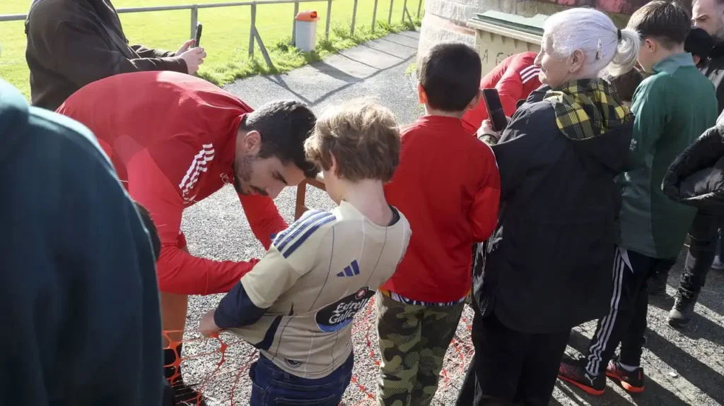 Una Jornada Especial de Confraternización en el Racing de Ferrol
