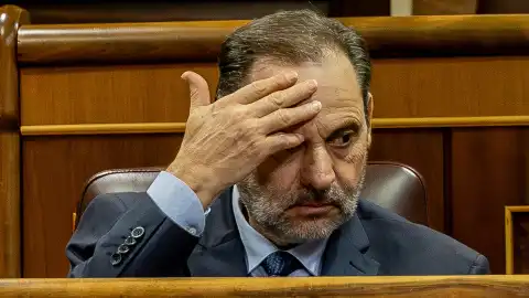 Análisis de la Contabilidad del PSOE: Gastos Llamativos y Ausencia de Financiación Ilegal