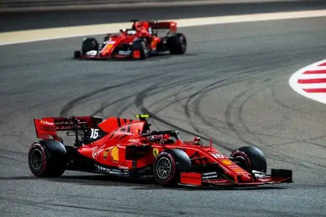 Reflexiones de Vettel: El Impacto de Leclerc en su Carrera