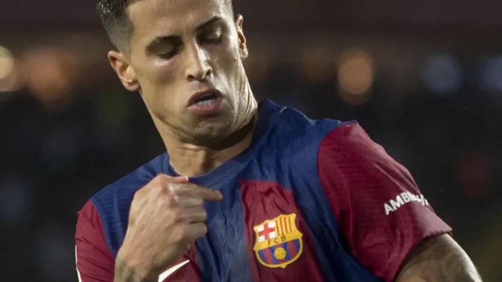 El Regreso de João Cancelo al FC Barcelona: Un Mensaje Enigmático en Redes Sociales