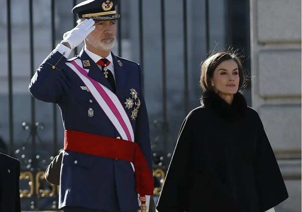 La Elegancia de la Reina Letizia en la Pascua Militar 2026