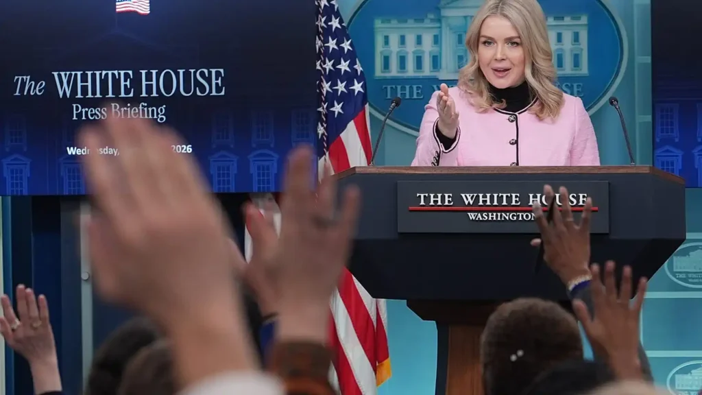 Las Nuevas Estrategias de Estados Unidos para Groenlandia: Entre la Diplomacia y la Fuerza