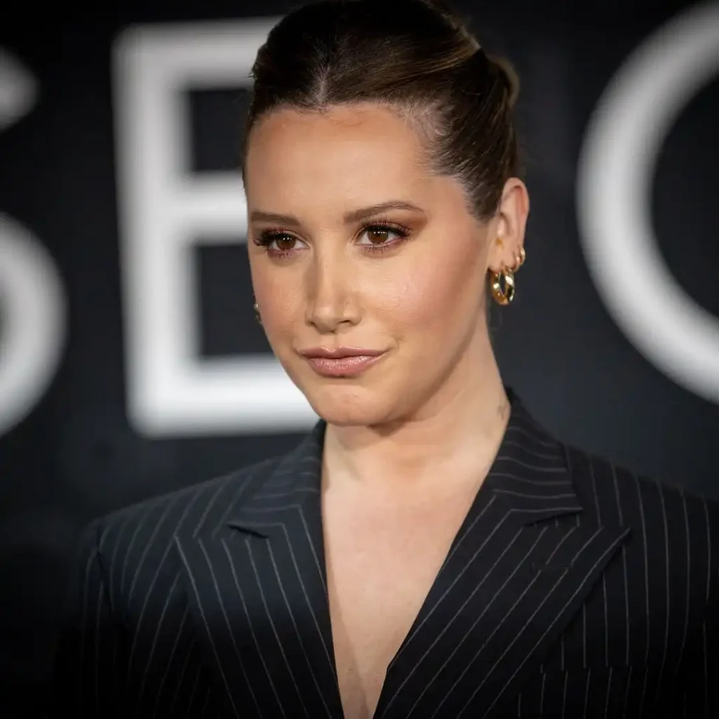 El Drama de las Mamás en Hollywood: Ashley Tisdale y la Controversia de las Amistades Tóxicas