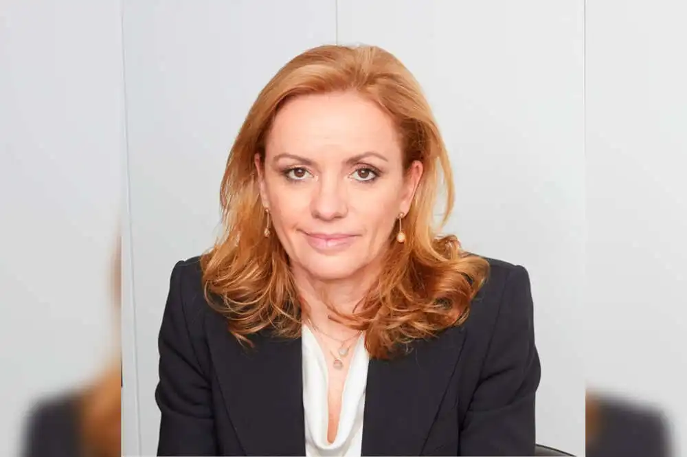 Cambio en la Dirección de Grupo Puentes: Renuncia de Purificación Torreblanca