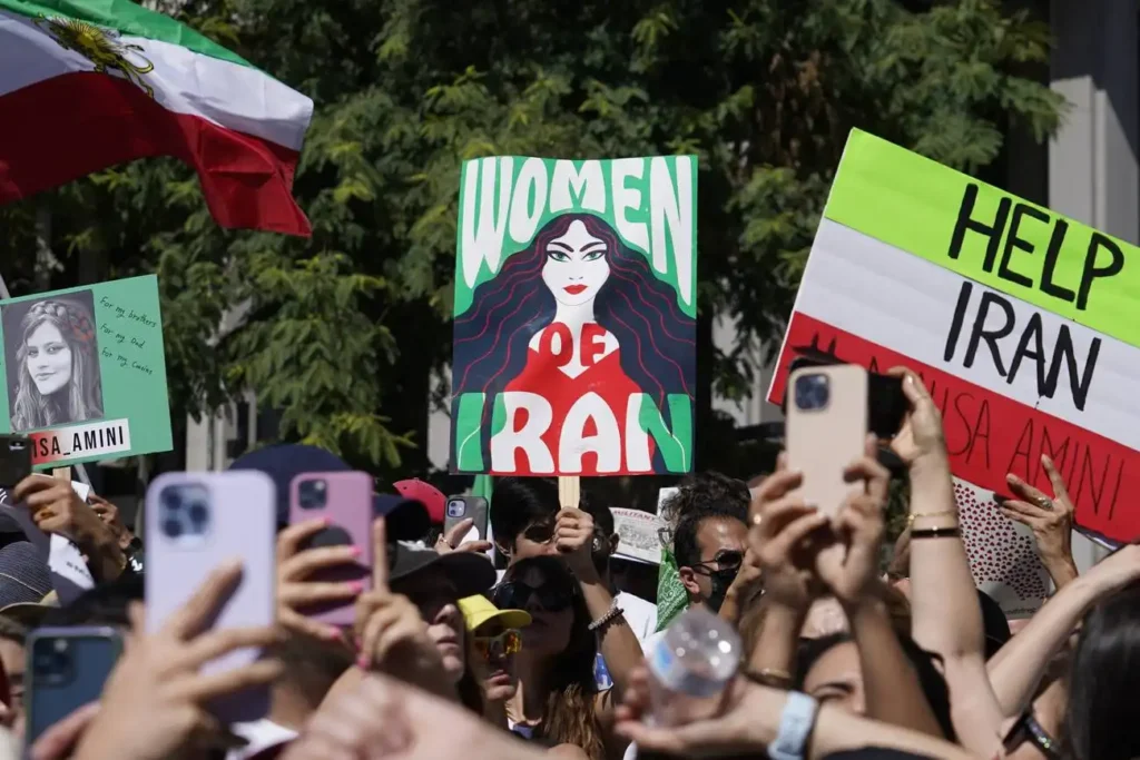 Protestas en Irán: Un Clamor por el Cambio en Medio de la Represión