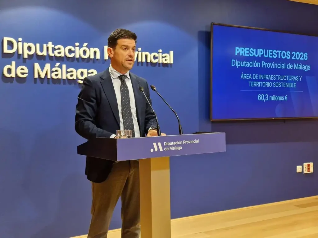 Inversión Estratégica en Infraestructuras para Revitalizar Pueblos de Málaga
