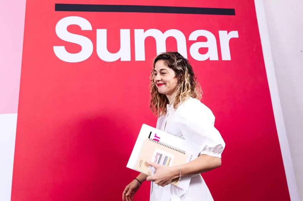 La Nueva Propuesta de Sumar para Regular la Compra de Viviendas por Empresas en España