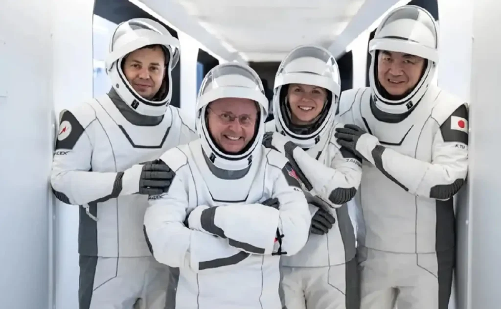 Regreso exitoso de la misión Crew-11: astronautas aterrizan tras 167 días en el espacio