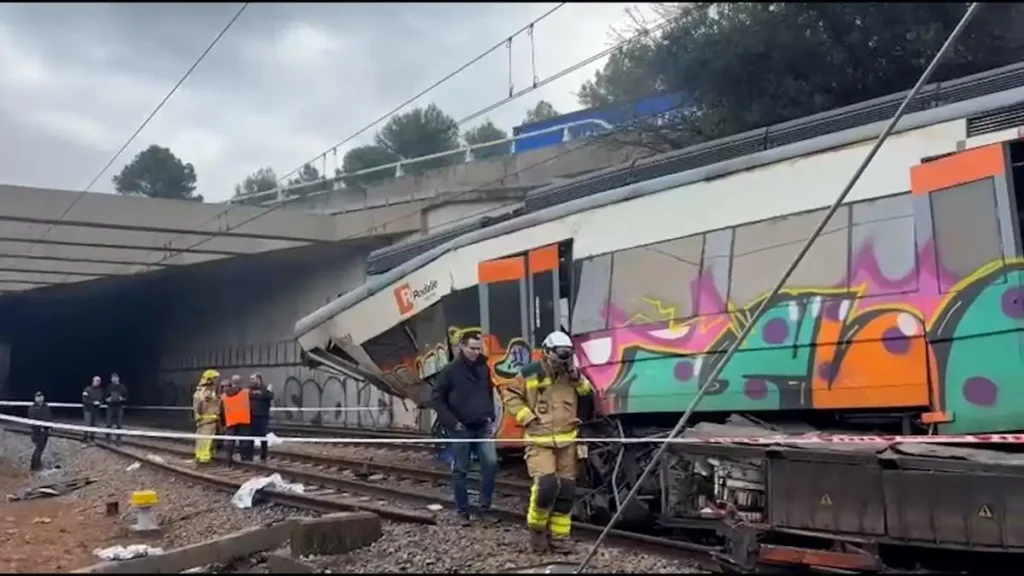 Accidente Ferroviario en Gelida: Impacto en el Tráfico y Respuesta de las Autoridades