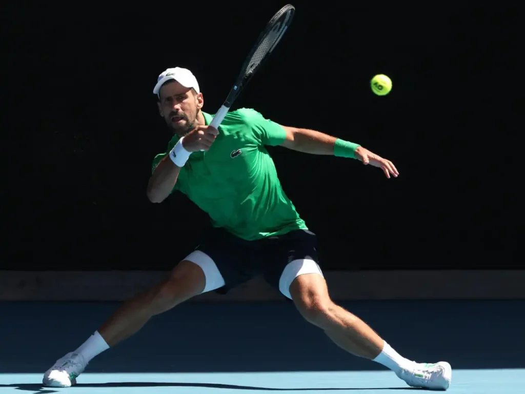 Djokovic Avanza a Octavos en el Open de Australia con un Récord Impresionante