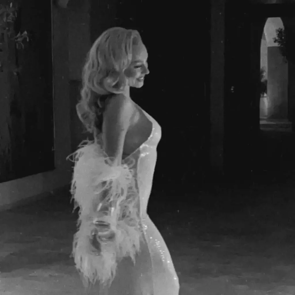 Ester Expósito: Una Fiesta de Cumpleaños al Estilo de Hollywood