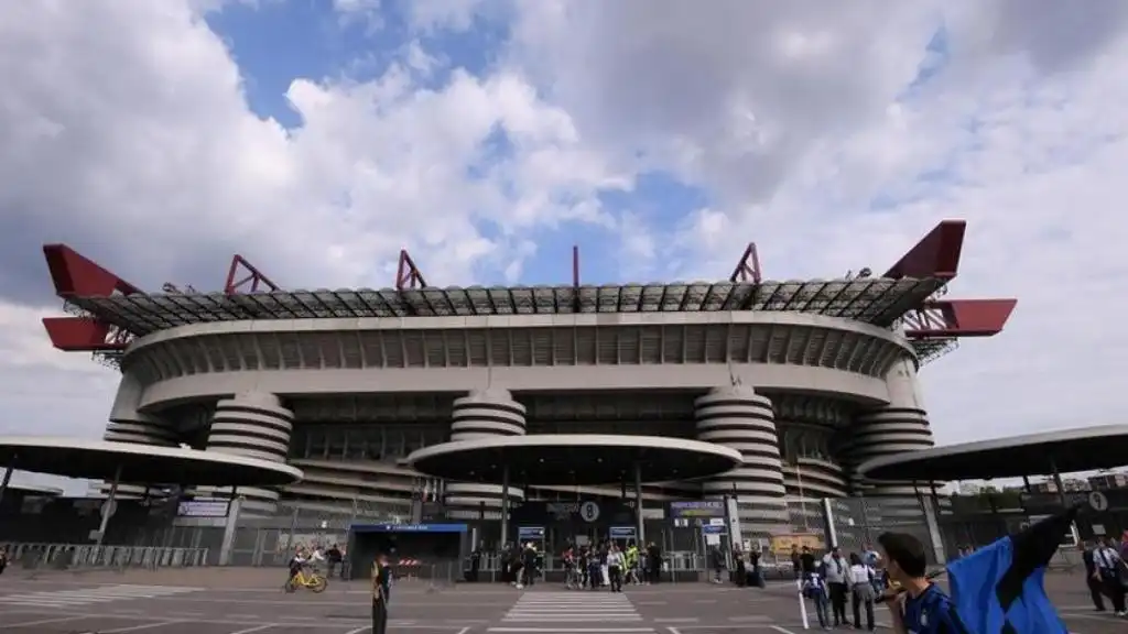 El Cierre de San Siro: Un Nuevo Capítulo para el Fútbol en Milán