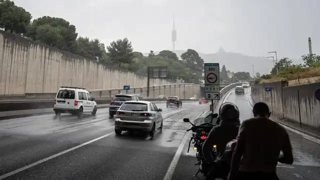 Tráfico Caótico en Barcelona: Retenciones y Problemas en Rodalies