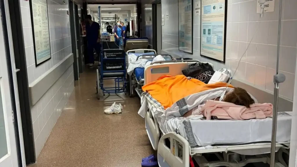 Crisis en los Hospitales de la Comunitat Valenciana: Un Problema Estructural