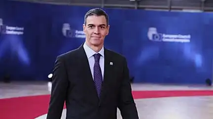 El Debate sobre la Regularización de Migrantes y la Respuesta de Pedro Sánchez a Elon Musk